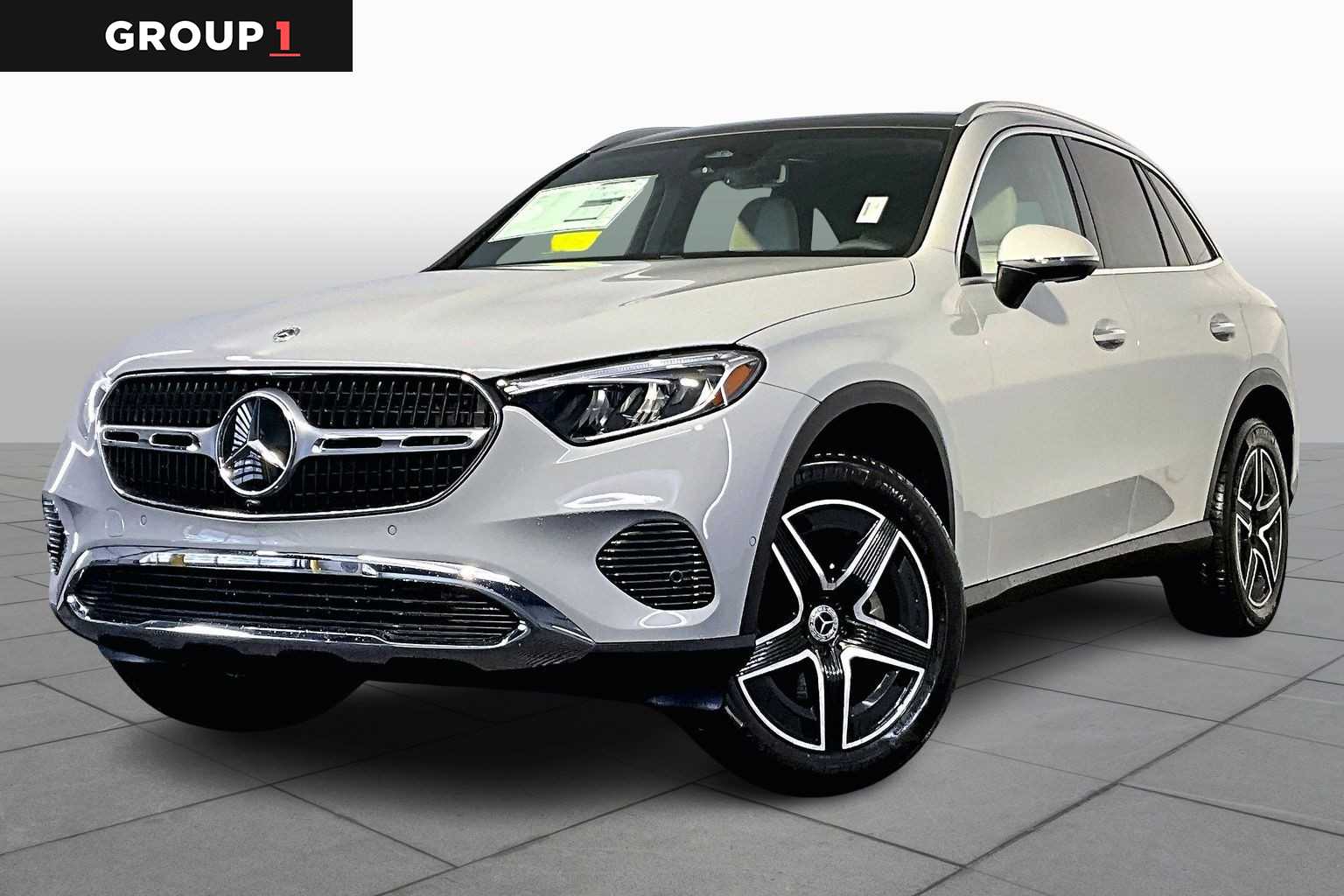 2026 Mercedes-Benz GLC Base's photo
