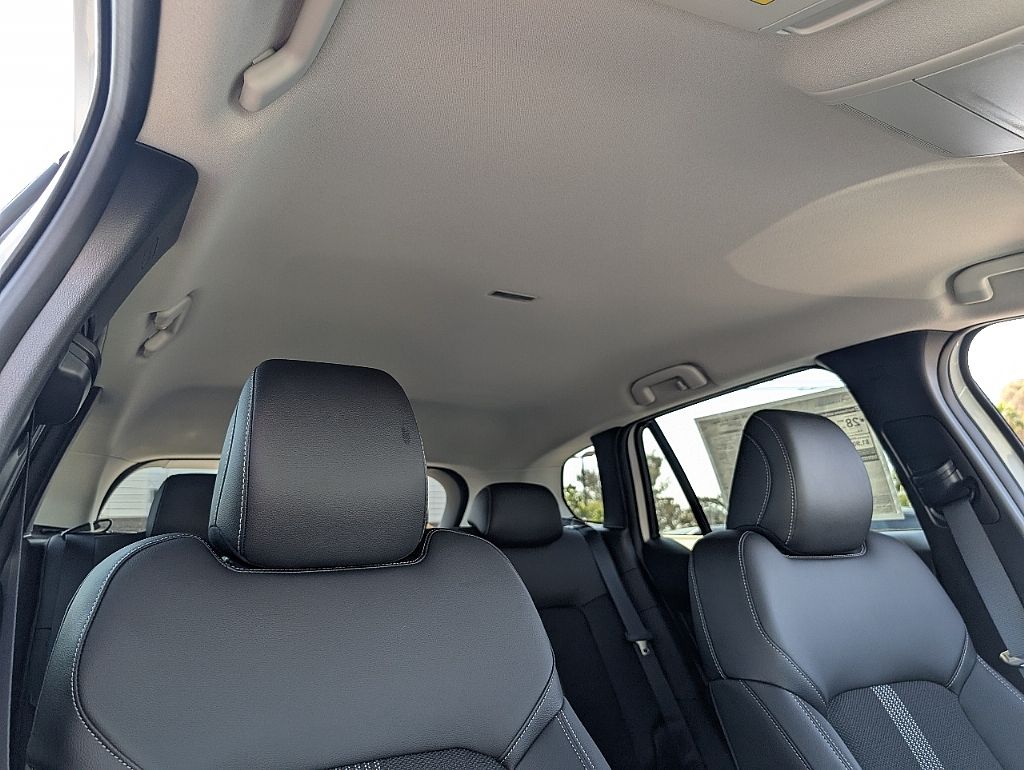 2025 Mazda CX-50 2.5 S Preferred photo 11