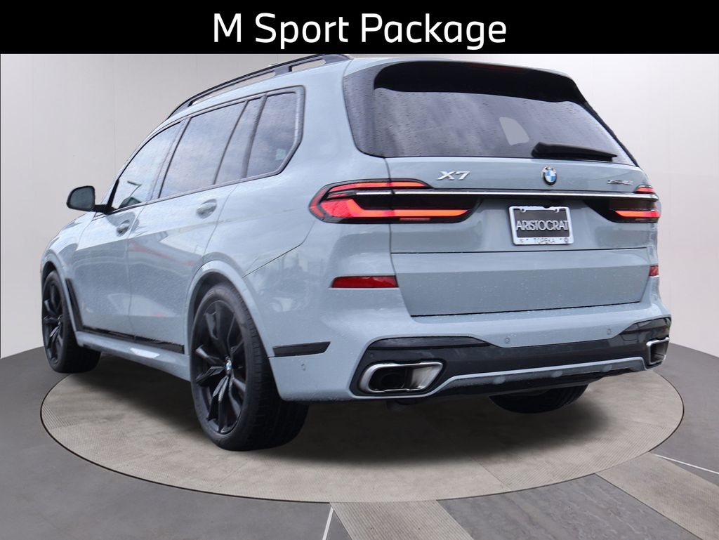 2023 Bmw X7 xDrive40i photo 3