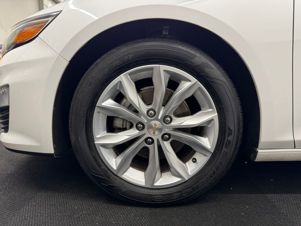 2023 Chevrolet Malibu 1LT photo 18