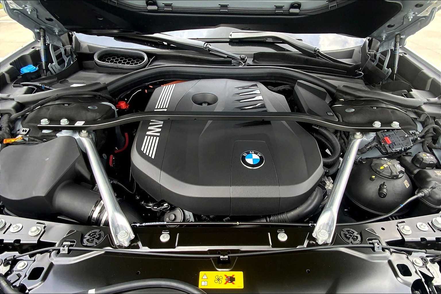 2025 Bmw 750e 750e xDrive photo 16