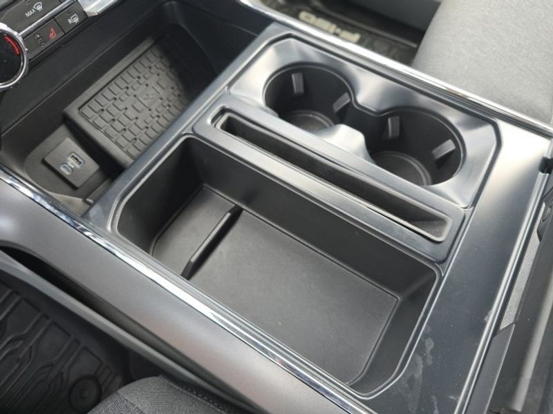 2024 Ford F-150 XLT photo 26