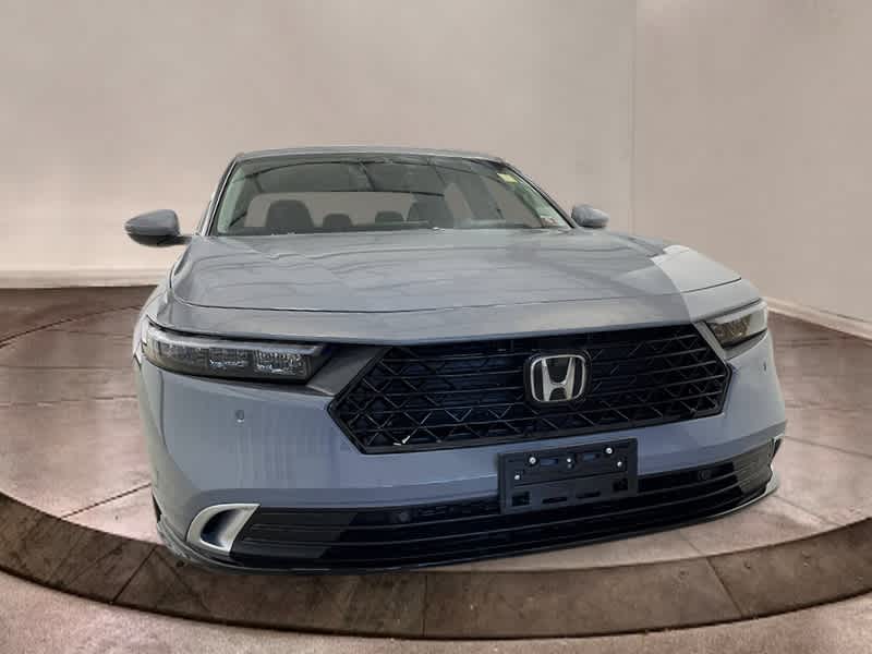 2025 Honda Accord Hybrid Touring photo 9