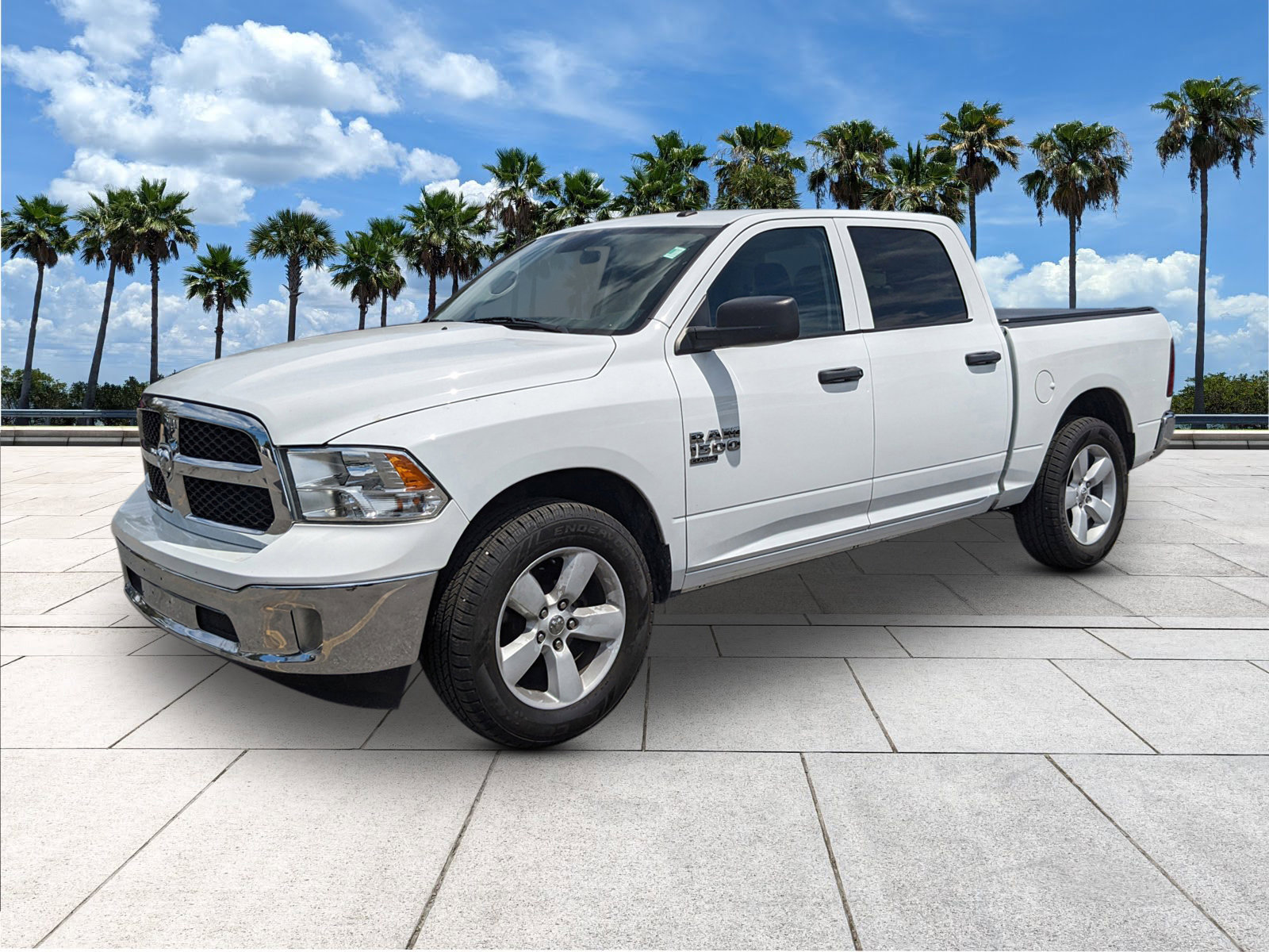 2023 Ram 1500 Tradesman photo 4