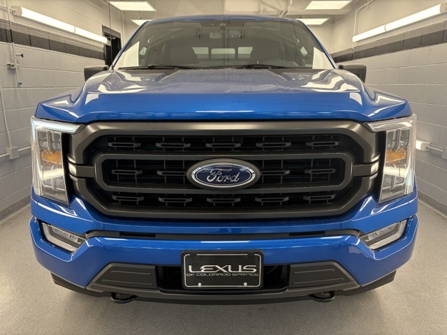 2021 Ford F-150 XLT photo 2