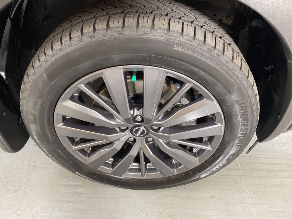 2022 Nissan Pathfinder SL photo 6
