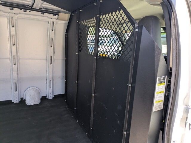 2021 Chevrolet Express 2500 Cargo photo 21