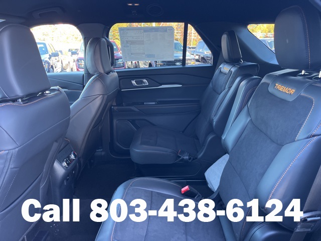 2026 Ford Explorer photo 2