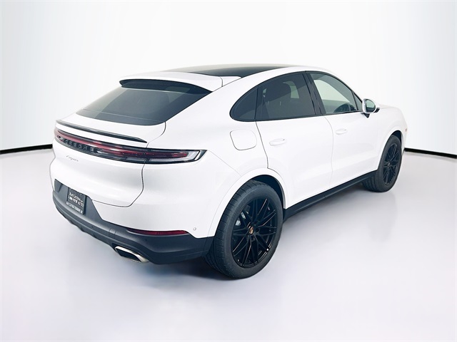 2025 Porsche Cayenne Coupe photo 9