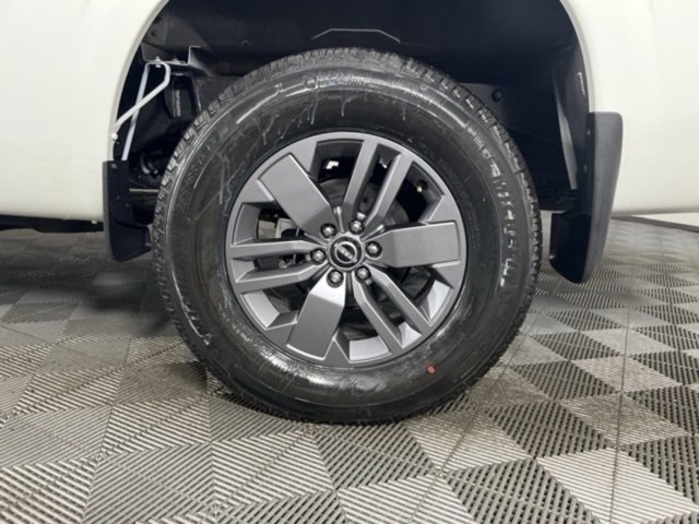 2025 Nissan Frontier SV photo 20