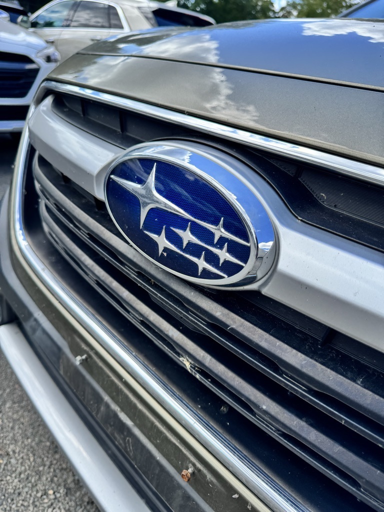 2020 Subaru Outback Limited photo 5