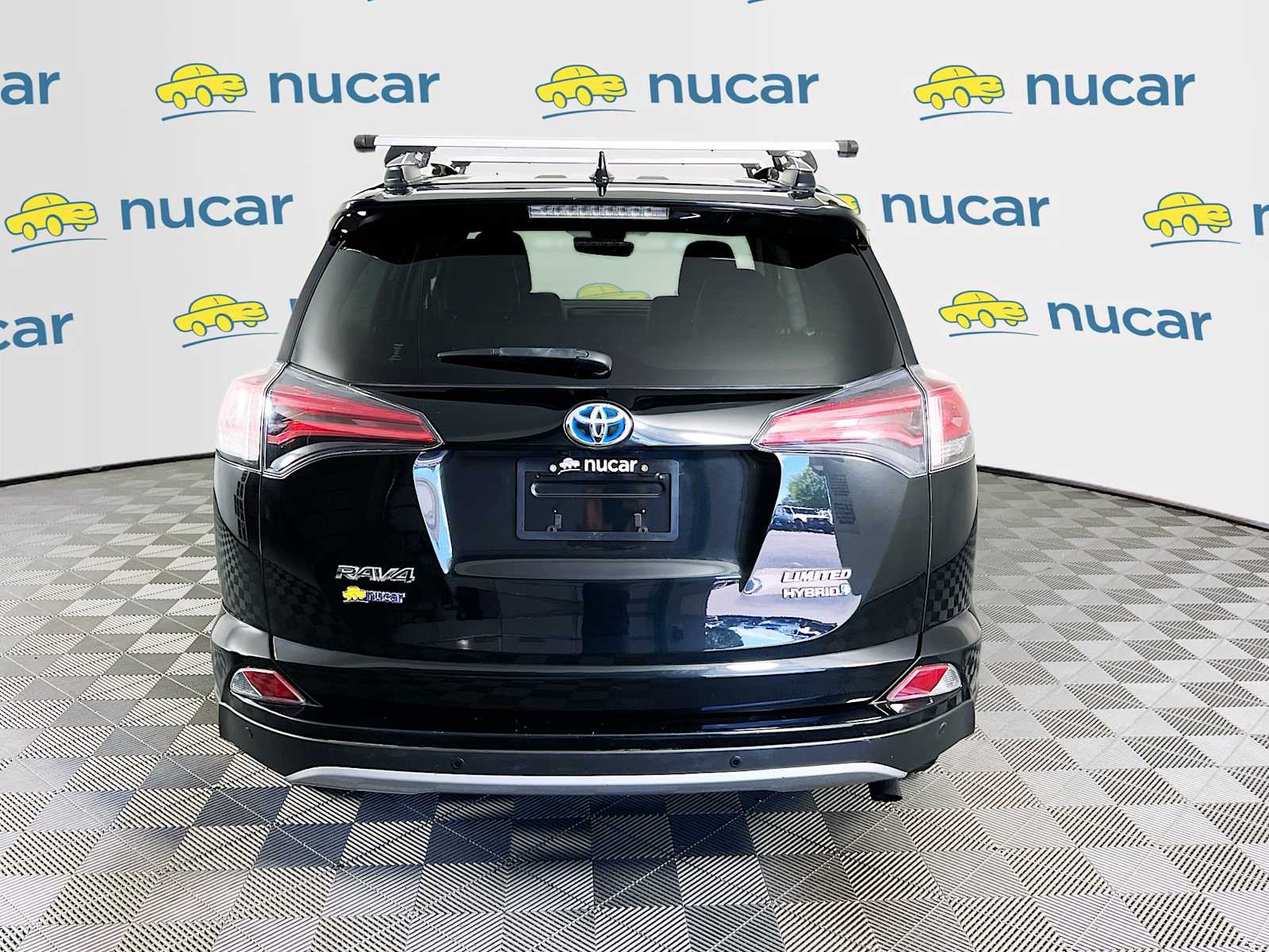 2018 Toyota RAV4 Hybrid Limited photo 6
