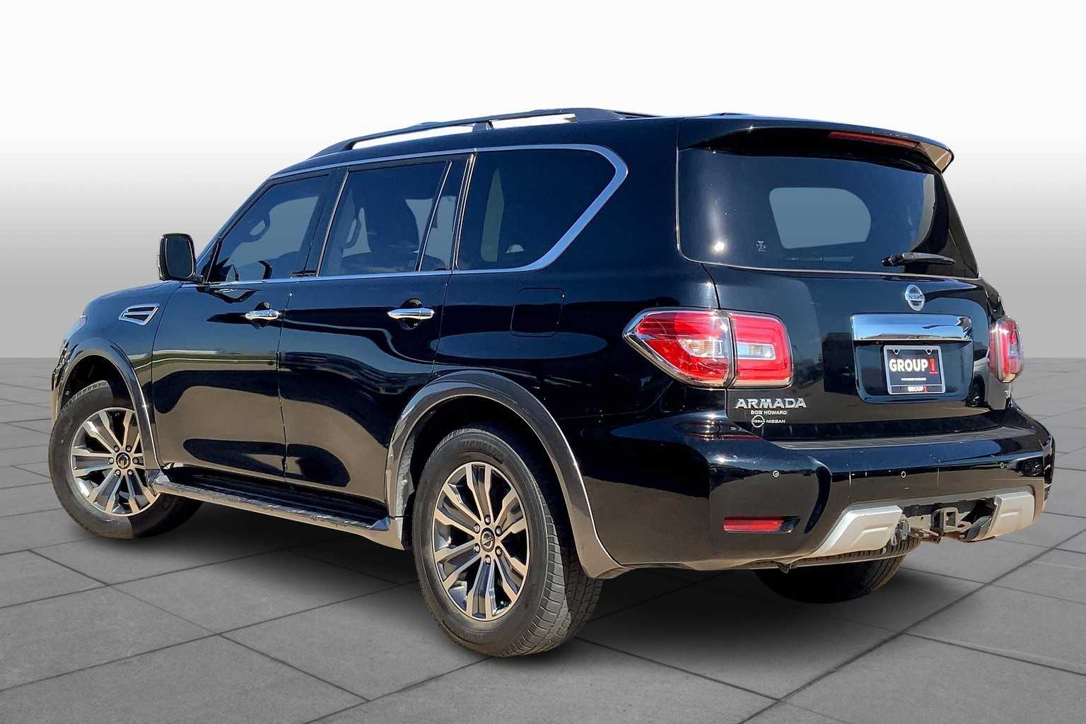 2018 Nissan Armada SL photo 11