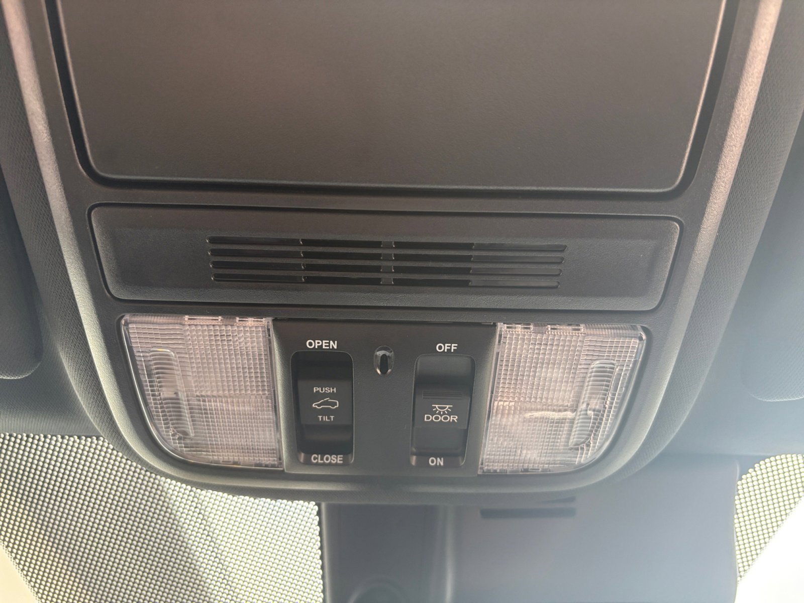 2023 Honda Passport TrailSport photo 23