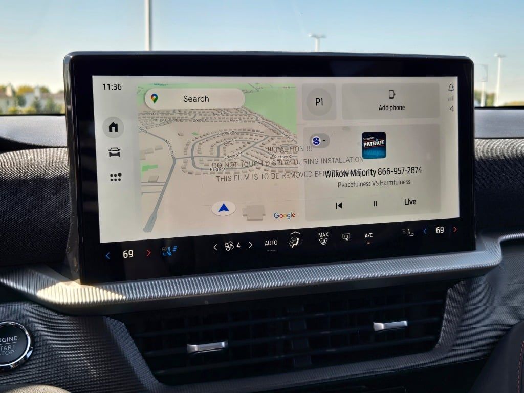 2025 Ford Explorer ST photo 27