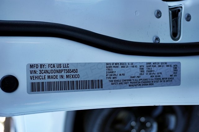 Used 2023 White Jeep Trailhawk image 28