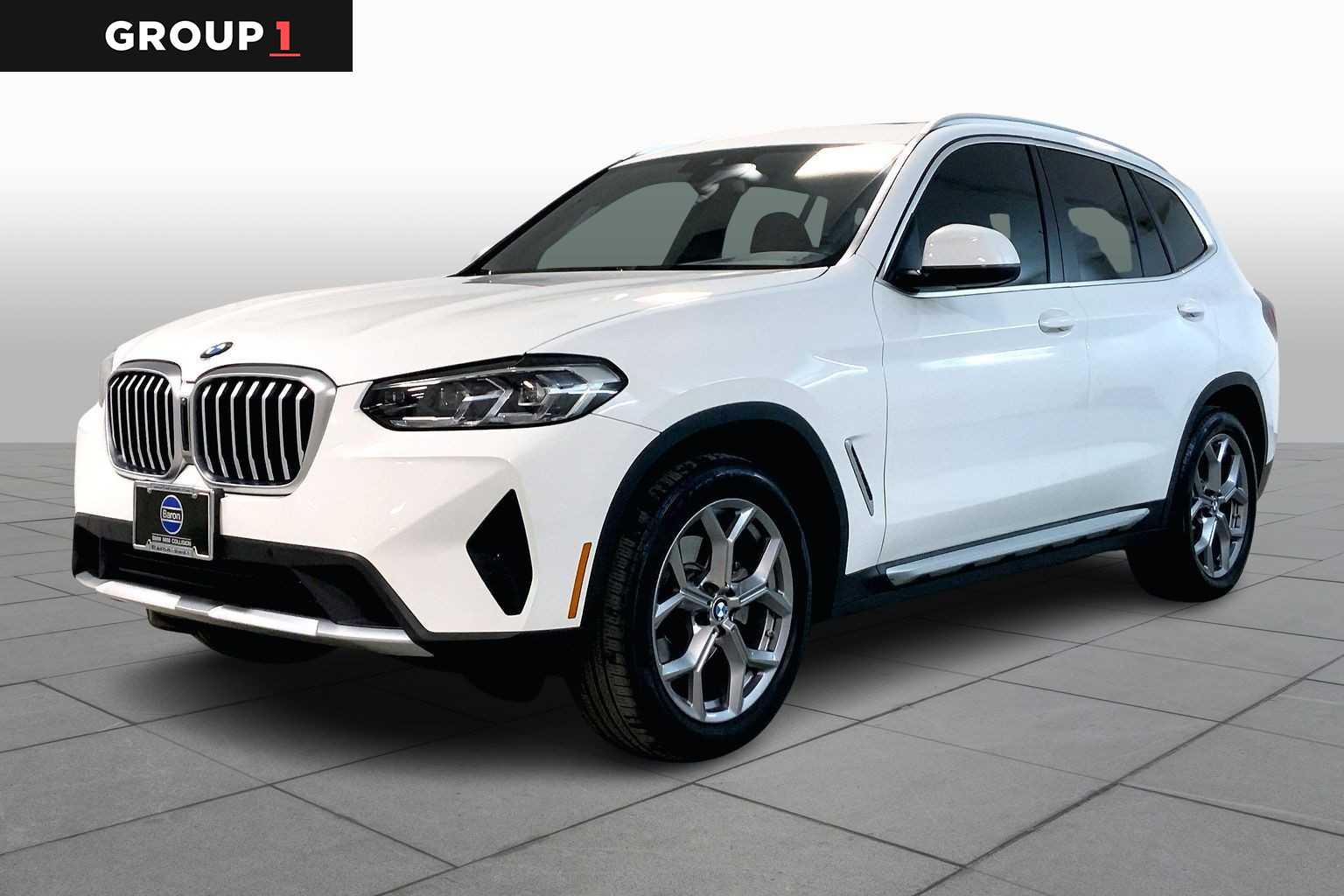 2023 BMW X3 30i's photo