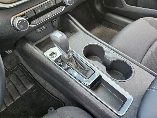 2025 Nissan Altima SV photo 20