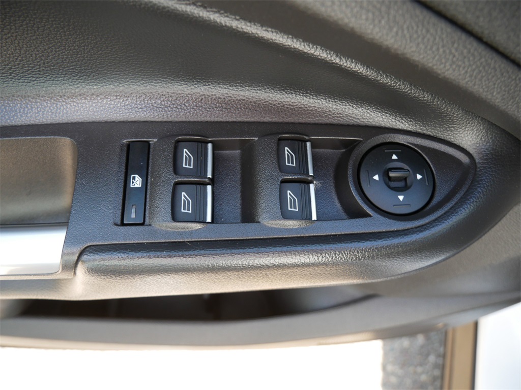 2019 Ford Escape SE photo 20