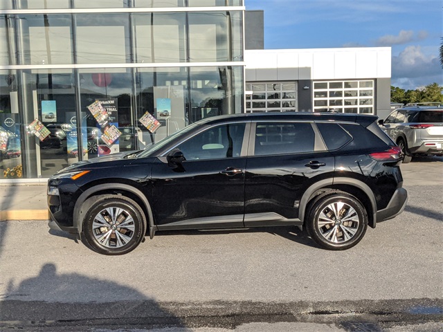 2023 Nissan Rogue SV photo 3