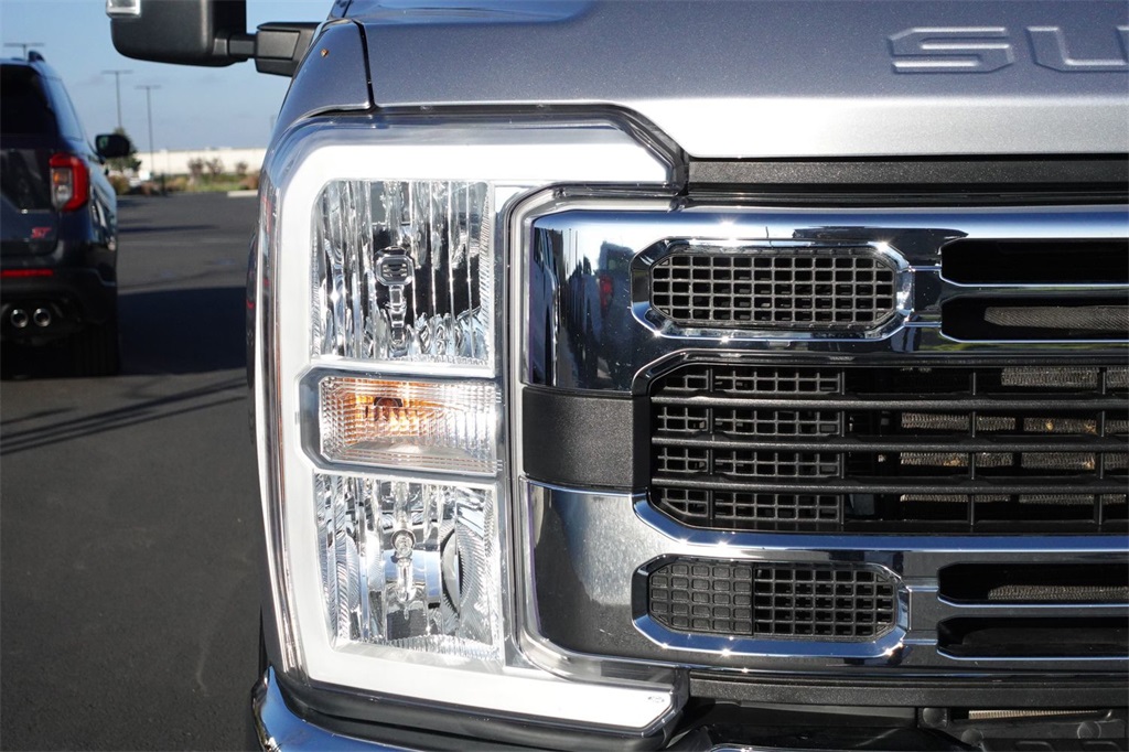 2024 Ford F-250 XLT photo 3