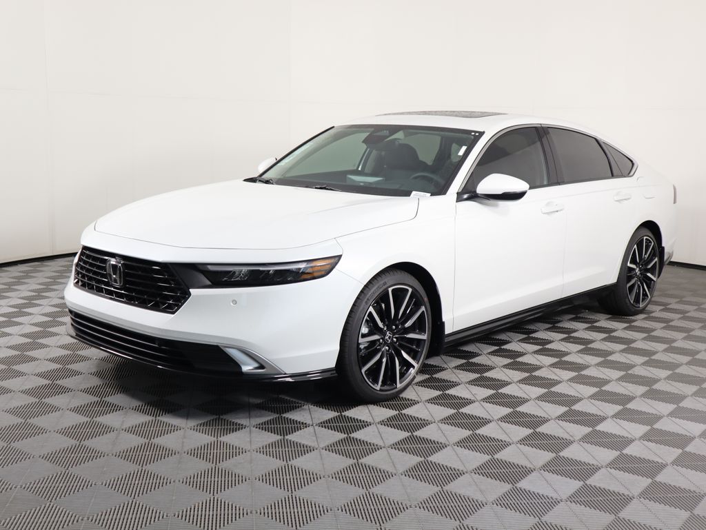2025 Honda Accord Hybrid Touring's photo