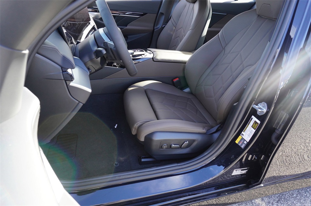 2025 Bmw i5 eDrive40 photo 13