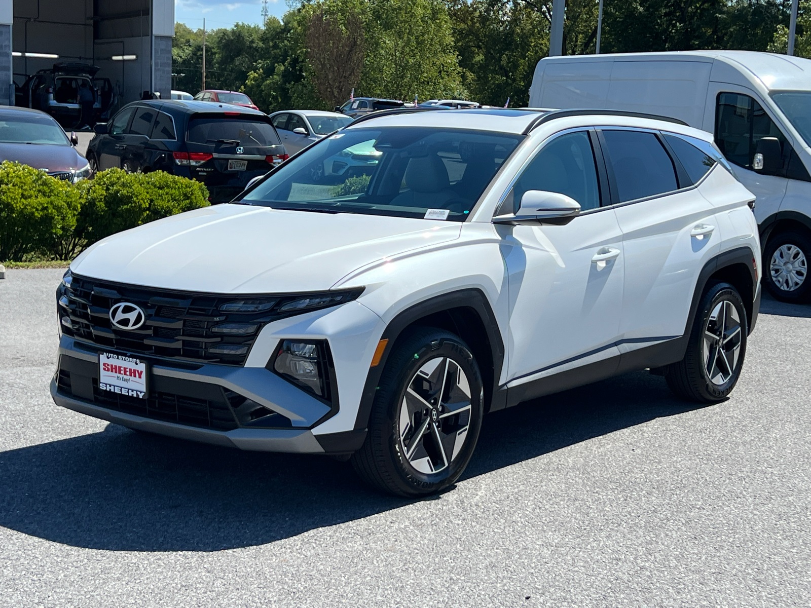 2025 Hyundai Tucson SEL Convenience photo 2