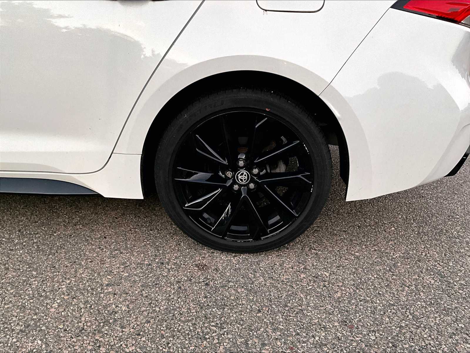 2020 Toyota Corolla SE photo 4