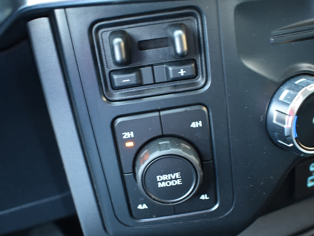 2022 Ford F-150 Lariat photo 24
