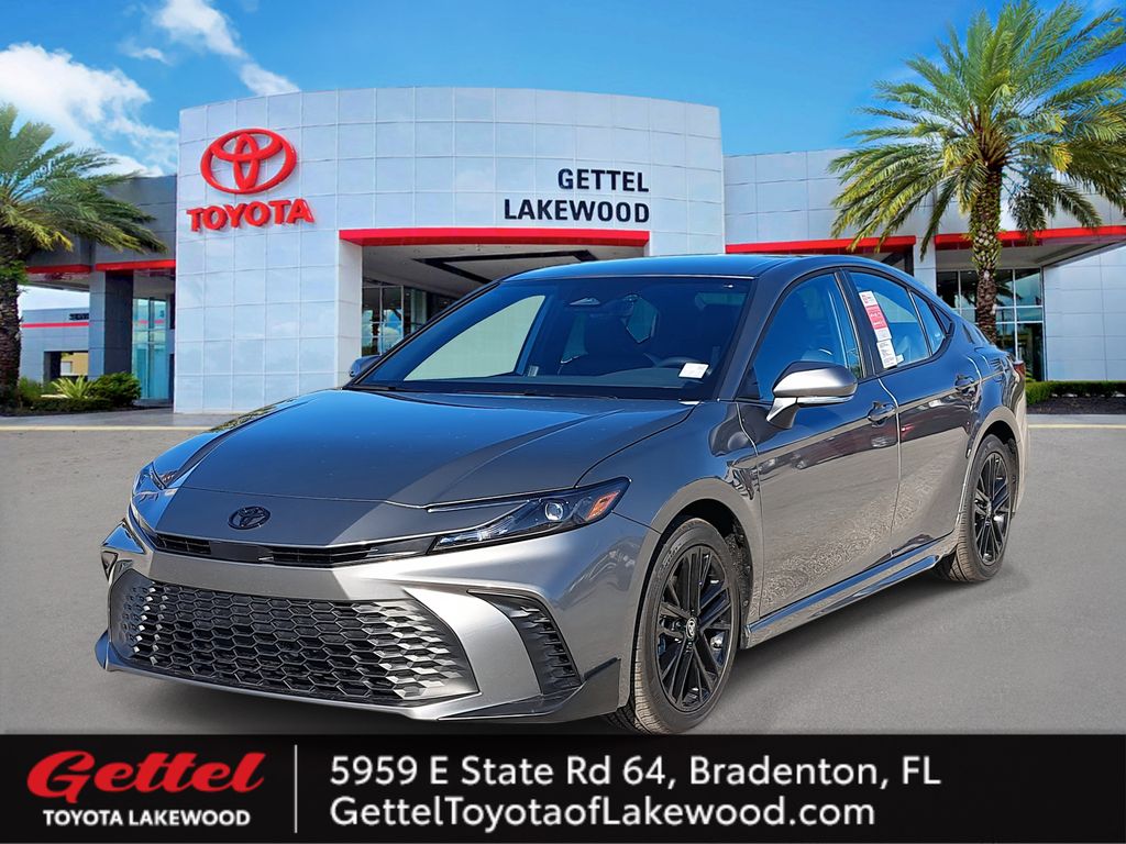 2026 Toyota Camry SE's photo