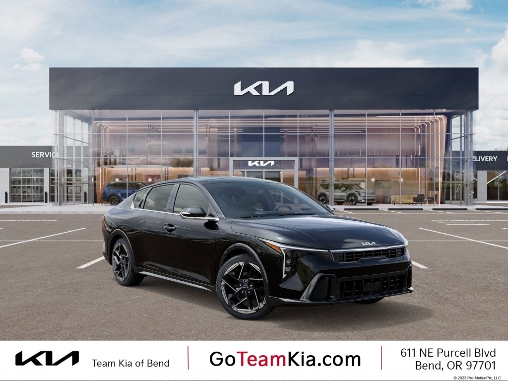 2025 Kia K4 GT-Line's photo