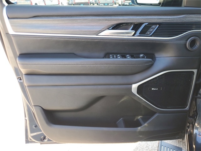 2023 Jeep Wagoneer Series III photo 20