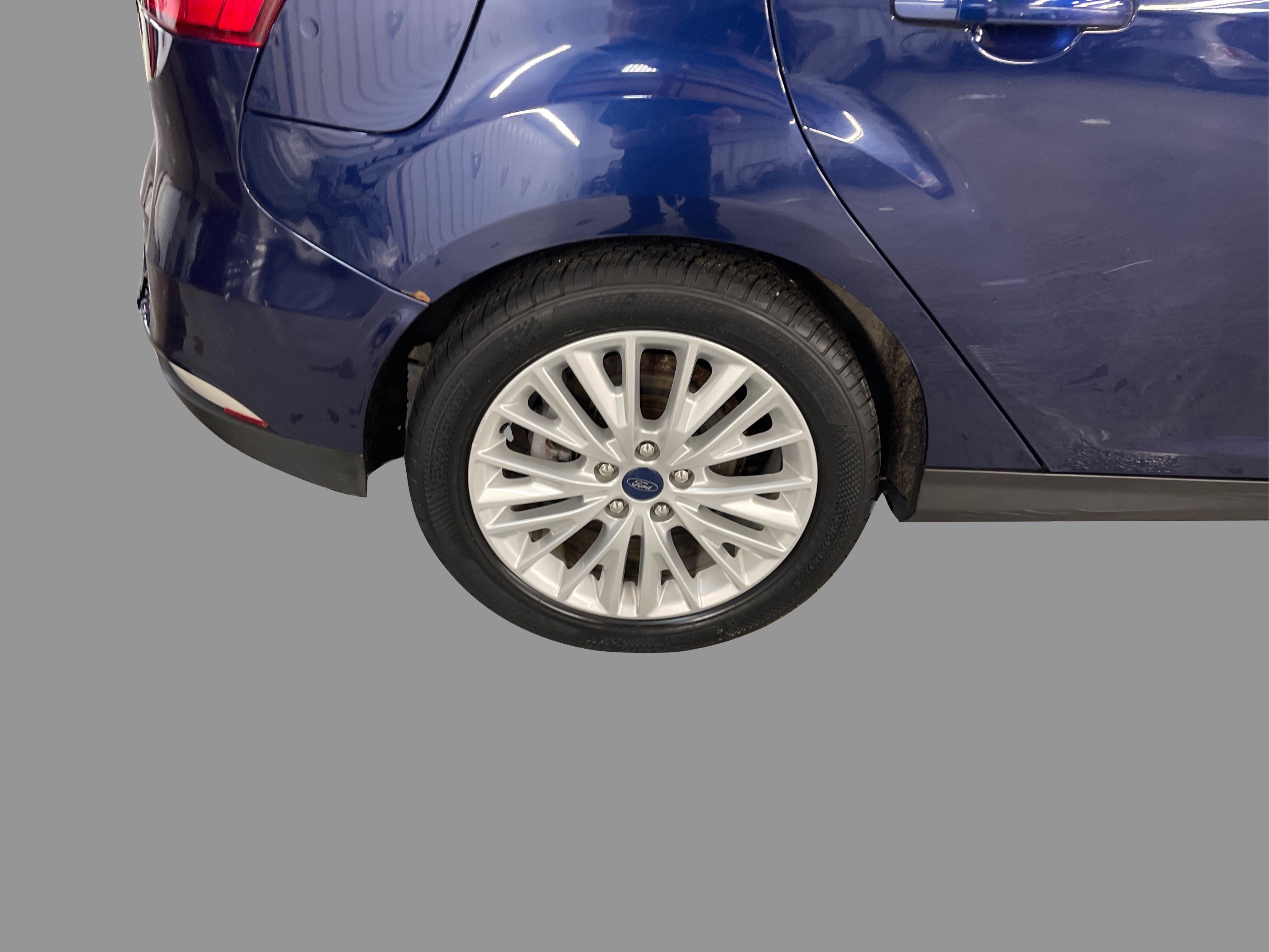 2016 Ford Focus Titanium photo 10