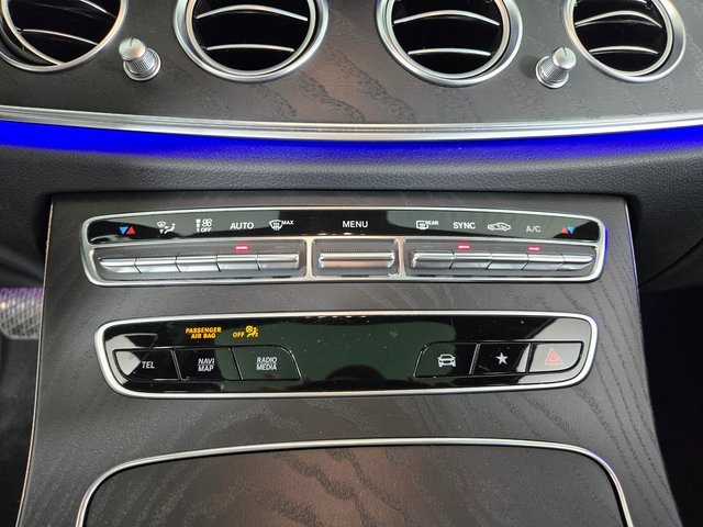 2022 Mercedes Benz E 4MATIC photo 30