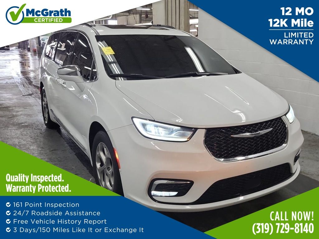 2022 Chrysler Pacifica Limited's photo