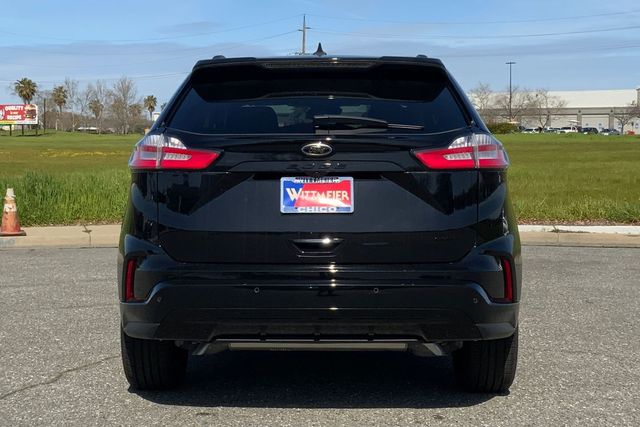 2022 Ford Edge SE photo 4