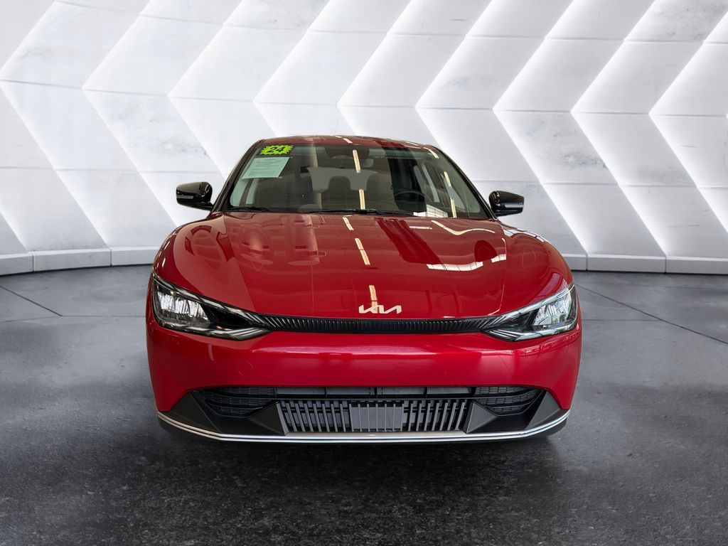 2024 Kia EV6 Light photo 2