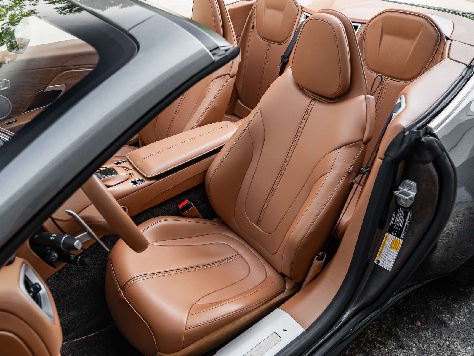 2019 Aston Martin DB11 AM5 photo 10