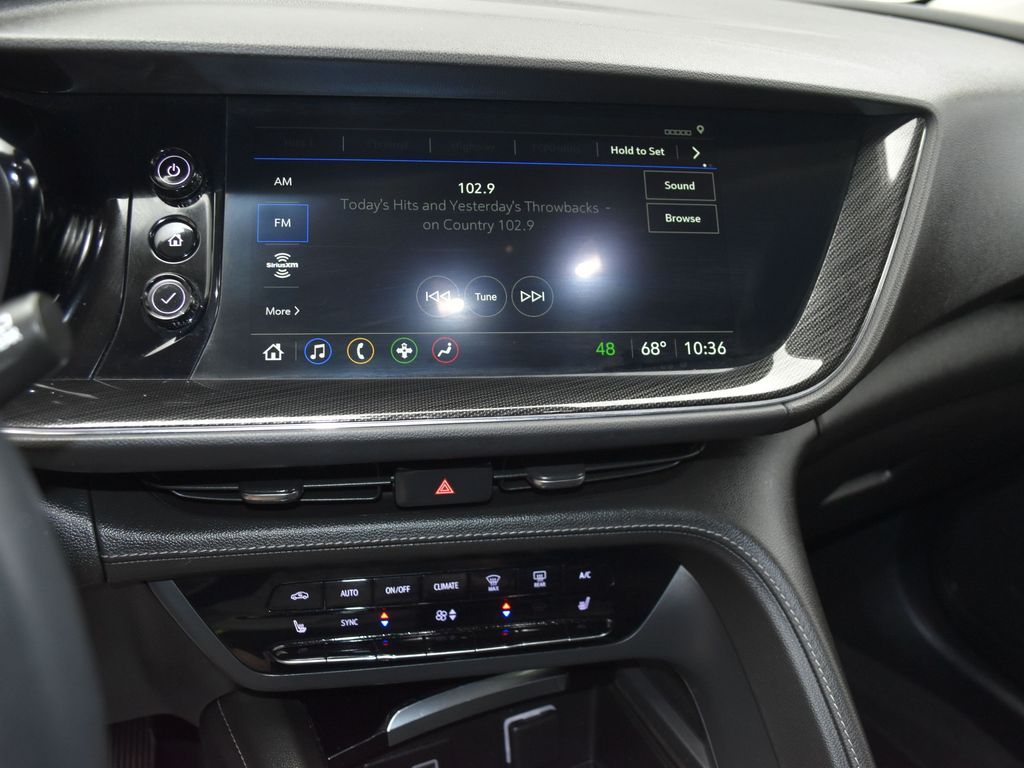 2023 Buick Envision Essence photo 11