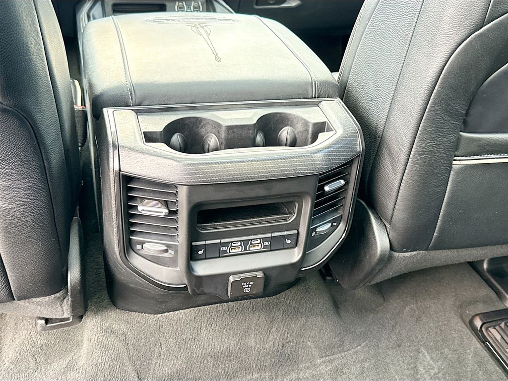 2022 Ram 1500 Limited photo 26