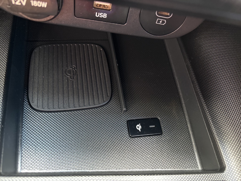 2025 Hyundai Elantra SEL Sport photo 4