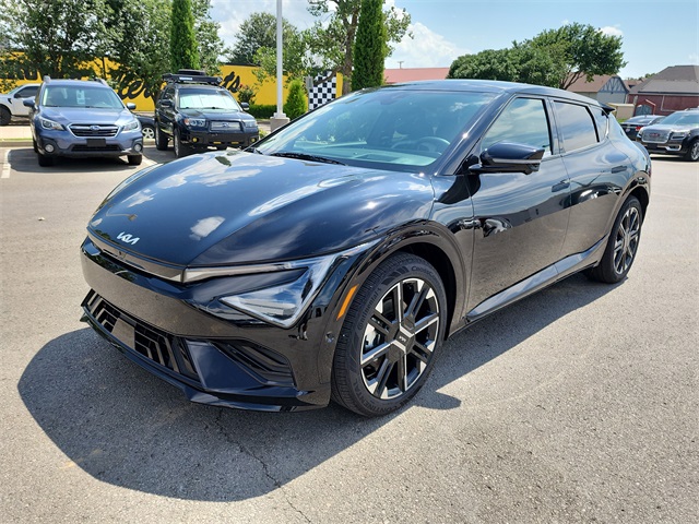 2025 Kia EV6 GT-Line photo 8