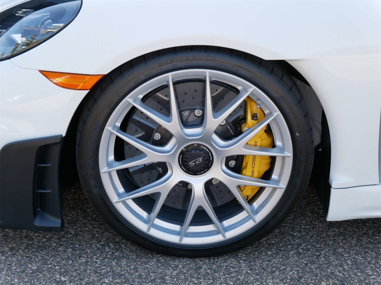 2025 Porsche Boxster Spyder photo 21