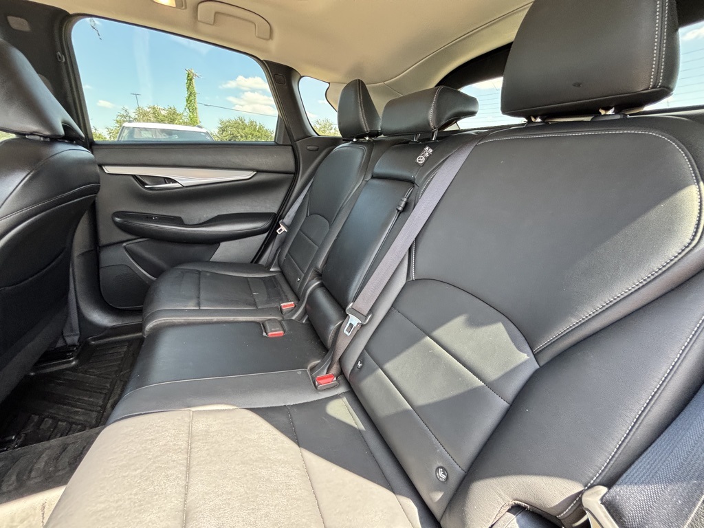 2019 Infiniti QX50 Luxe photo 9