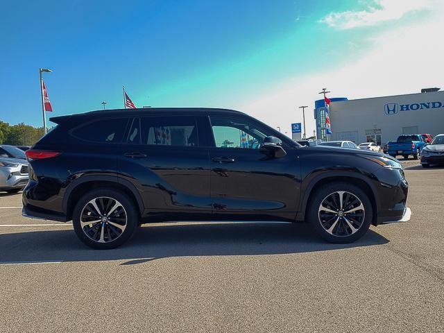 2022 Toyota Highlander XSE photo 4