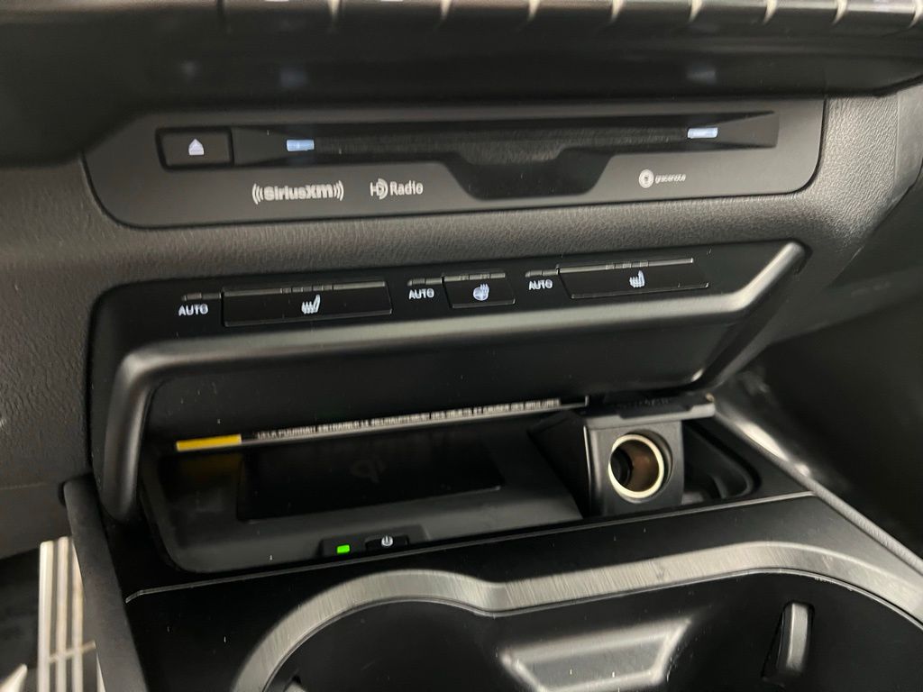 2022 Lexus UX 250h F SPORT photo 14