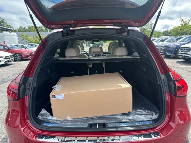 2026 Mercedes Benz GLC 300 4MATIC photo 35