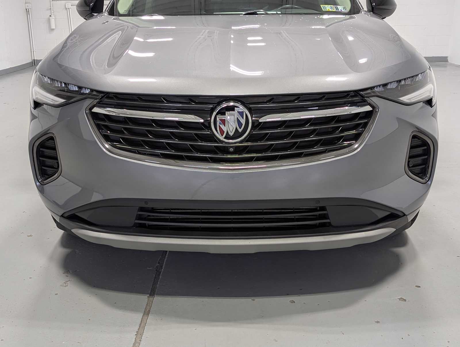 2021 Buick Envision Essence photo 2