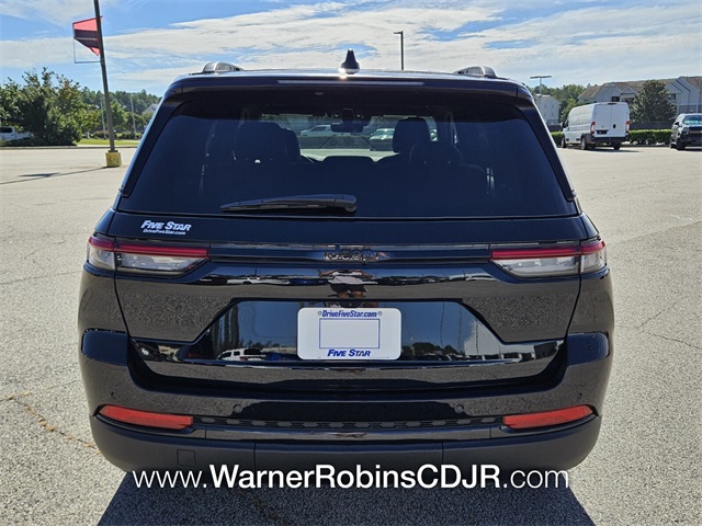 2025 Jeep Grand Cherokee Altitude X photo 10